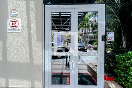 Studio para alugar com 42m², 1 quarto e 1 vaga Studio para alugar com 42m², 1 quarto e 1 vagaFachada