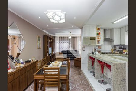 Casa à venda com 3 quartos, 240m² em Vila Regente Feijó, São Paulo