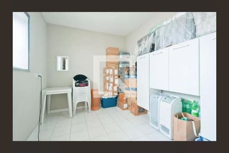 Casa para alugar com 2 quartos, 210m² em Vila Gumercindo, São Paulo