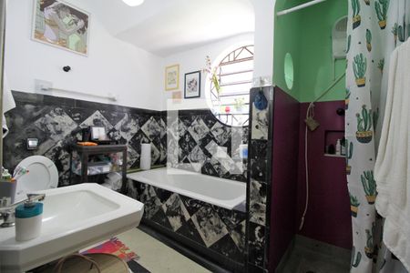 Casa para alugar com 180m², 2 quartos e 1 vagaBanheiro