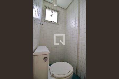 Apartamento à venda com 134m², 3 quartos e 3 vagas Apartamento à venda com 134m², 3 quartos e 3 vagasBanheiro de serviço