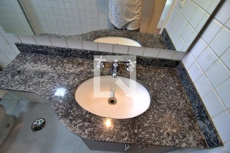 Apartamento à venda com 134m², 3 quartos e 3 vagas Apartamento à venda com 134m², 3 quartos e 3 vagasBanheiro