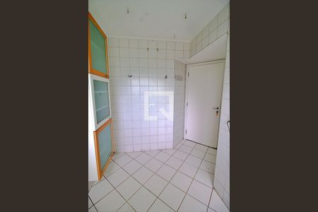 Apartamento à venda com 134m², 3 quartos e 3 vagas Apartamento à venda com 134m², 3 quartos e 3 vagasÁrea de Serviço