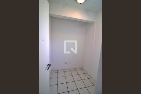 Apartamento à venda com 134m², 3 quartos e 3 vagas Apartamento à venda com 134m², 3 quartos e 3 vagasQuarto de Serviço