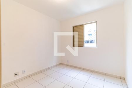 Quarto 2 de apartamento para alugar com 3 quartos, 64m² em Vila Sofia, São Paulo