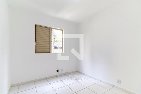 Quarto 1 de apartamento para alugar com 3 quartos, 64m² em Vila Sofia, São Paulo