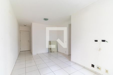 Sala de apartamento para alugar com 3 quartos, 64m² em Vila Sofia, São Paulo