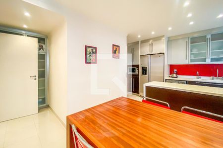 Apartamento à venda com 185m², 4 quartos e 3 vagasCopa