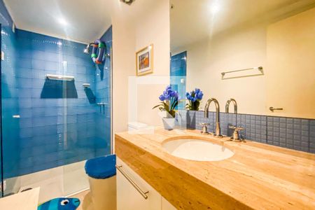 Apartamento à venda com 185m², 4 quartos e 3 vagasBanheiro