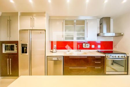 Apartamento à venda com 185m², 4 quartos e 3 vagasCozinha