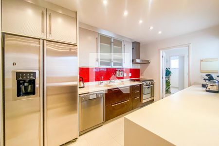 Apartamento à venda com 185m², 4 quartos e 3 vagasCozinha