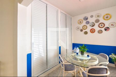 Casa à venda com 173m², 2 quartos e 7 vagasCozinha