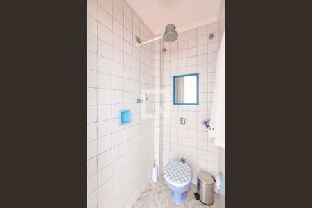 Casa à venda com 173m², 2 quartos e 7 vagasBanheiro de serviço