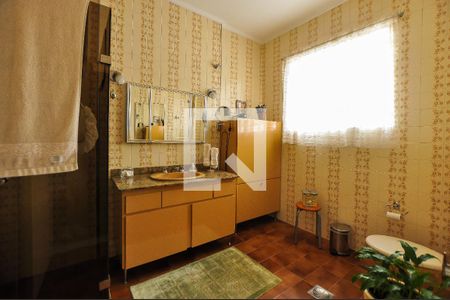 Casa à venda com 173m², 2 quartos e 7 vagasBanheiro