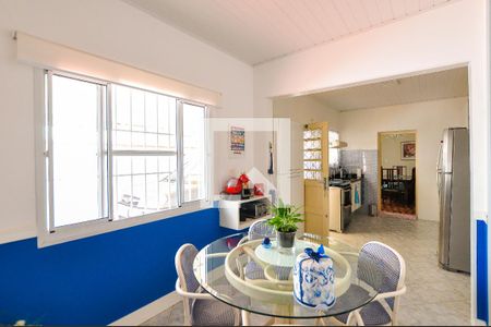 Casa à venda com 173m², 2 quartos e 7 vagasCozinha