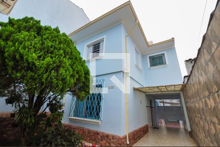 Casa à venda com 173m², 2 quartos e 7 vagasFachada