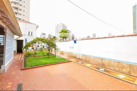 Casa à venda com 173m², 2 quartos e 7 vagasQuintal