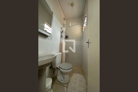 Banheiro da Suíte de casa à venda com 4 quartos, 180m² em Feitoria, São Leopoldo