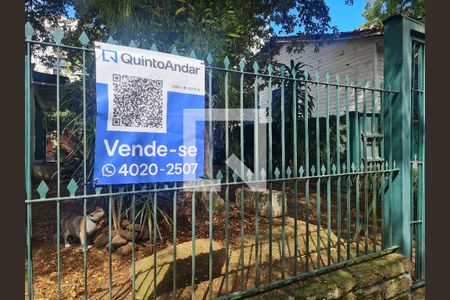 Casa à venda com 210m², 3 quartos e 2 vagas Casa à venda com 210m², 3 quartos e 2 vagasPLACA
