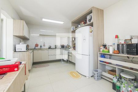 Casa à venda com 210m², 3 quartos e 2 vagas Casa à venda com 210m², 3 quartos e 2 vagasCozinha 1