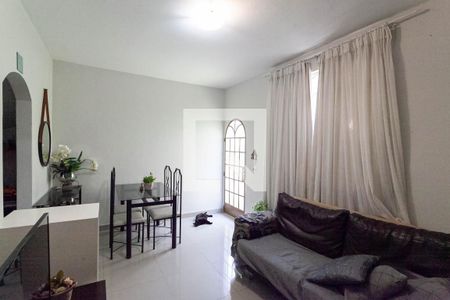 Sala  de casa de condomínio à venda com 3 quartos, 71m² em Santa Amelia, Belo Horizonte