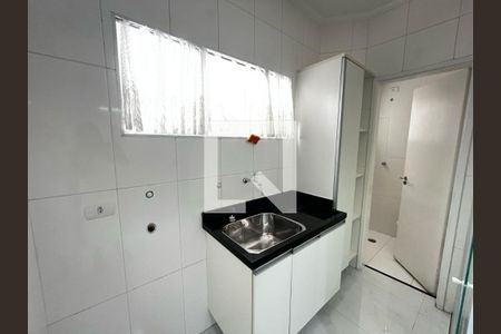 Casa de condomínio à venda com 230m², 3 quartos e 2 vagasFoto 01