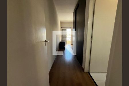 Casa de condomínio à venda com 230m², 3 quartos e 2 vagasFoto 01