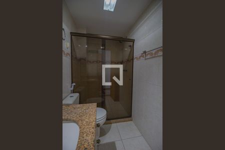 Apartamento para alugar com 80m², 2 quartos e 1 vaga Apartamento para alugar com 80m², 2 quartos e 1 vagaBanheiro da Suíte