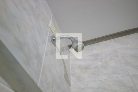 Apartamento para alugar com 80m², 2 quartos e 1 vaga Apartamento para alugar com 80m², 2 quartos e 1 vagaChuveiro