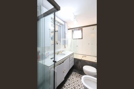 Apartamento à venda com 155m², 3 quartos e 2 vagasBanheiro da Suíte 2