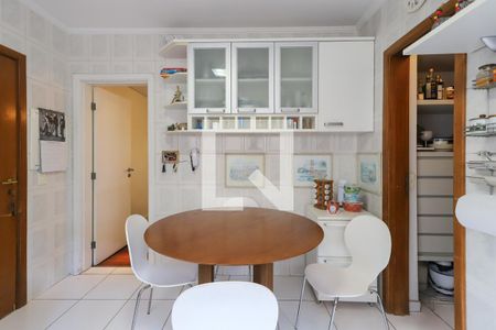 Apartamento à venda com 155m², 3 quartos e 2 vagasCozinha