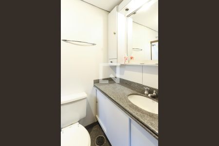 Apartamento à venda com 155m², 3 quartos e 2 vagasBanheiro da Suíte 1