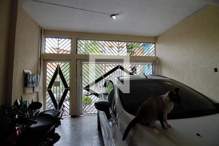 Casa à venda com 150m², 2 quartos e 2 vagas Casa à venda com 150m², 2 quartos e 2 vagasGaragem