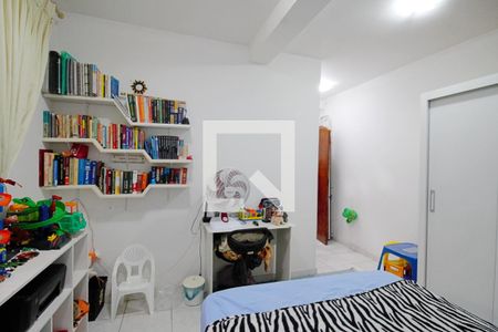 Casa à venda com 150m², 2 quartos e 2 vagas Casa à venda com 150m², 2 quartos e 2 vagasQuarto 2