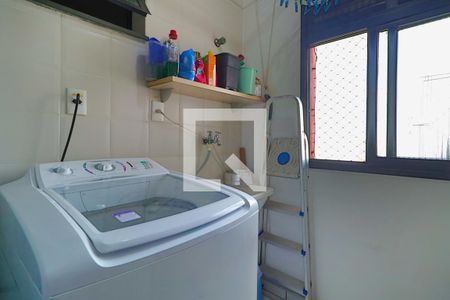 Apartamento à venda com 69m², 3 quartos e 1 vagaÁrea de Serviço