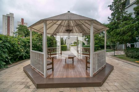 Apartamento à venda com 69m², 3 quartos e 1 vagaÁrea de Serviço