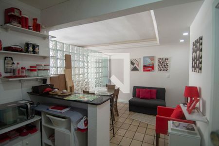 Sala de apartamento para alugar com 1 quarto, 55m² em Armação, Salvador
