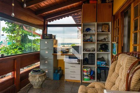 Casa à venda com 250m², 4 quartos e 3 vagasSuíte Varanda