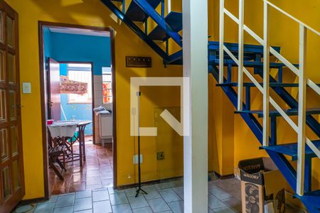 Casa à venda com 250m², 4 quartos e 3 vagasHall