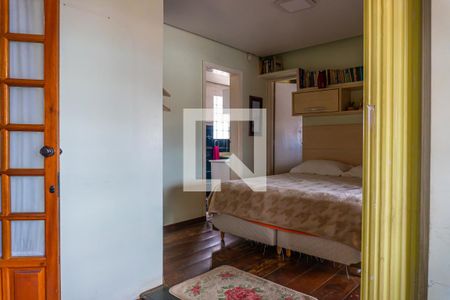 Casa à venda com 250m², 4 quartos e 3 vagasSuíte