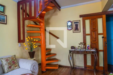 Casa à venda com 250m², 4 quartos e 3 vagasSala