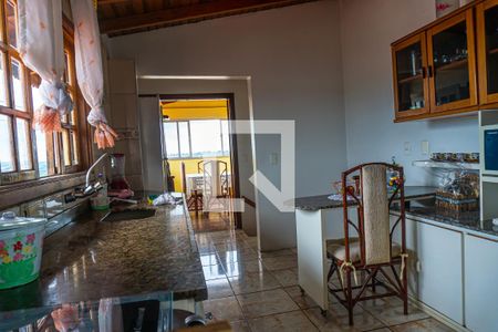 Casa à venda com 250m², 4 quartos e 3 vagasCozinha