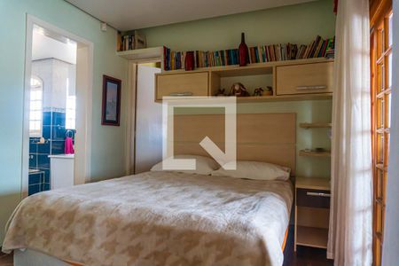 Casa à venda com 250m², 4 quartos e 3 vagasSuíte