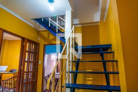 Casa à venda com 250m², 4 quartos e 3 vagasHall