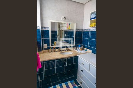 Casa à venda com 250m², 4 quartos e 3 vagasBanheiro da Suíte