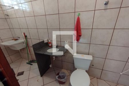 Banheiro de kitnet/studio para alugar com 1 quarto, 30m² em Vila Monte Alegre, Ribeirão Preto