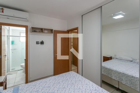 Apartamento à venda com 64m², 2 quartos e 2 vagas Apartamento à venda com 64m², 2 quartos e 2 vagasQuarto 2 - Suíte