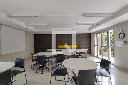 Apartamento à venda com 64m², 2 quartos e 2 vagas Apartamento à venda com 64m², 2 quartos e 2 vagasÁrea comum - Salão de festas