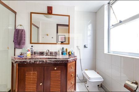 Apartamento à venda com 97m², 3 quartos e 1 vagaBanheiro da Suíte