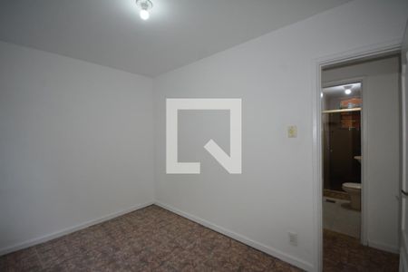 Quarto 1 de apartamento para alugar com 2 quartos, 55m² em Irajá, Rio de Janeiro